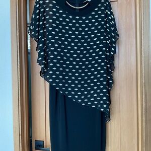 Lovely black and white dress by Joseph Ribkoff in size large